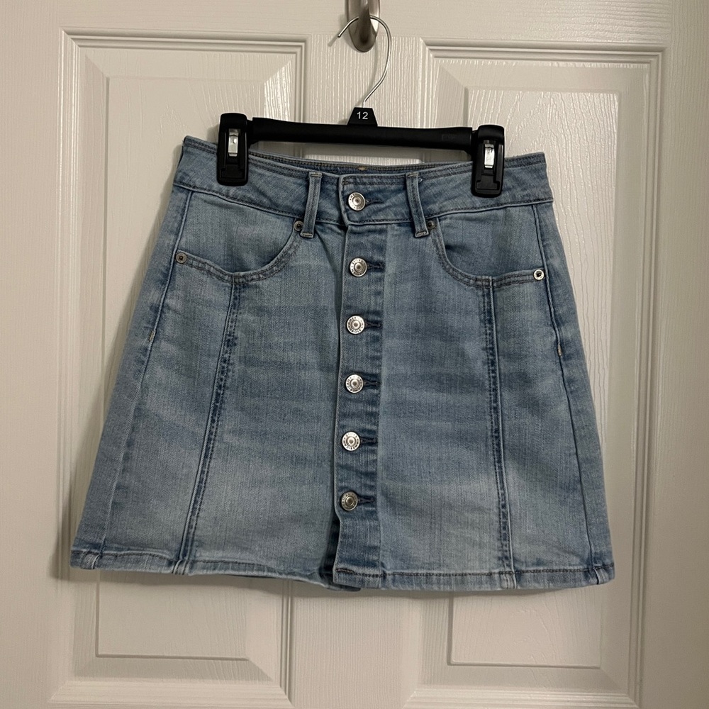 American Eagle High Rise A-Line Button Up Light Wash Mini Skirt